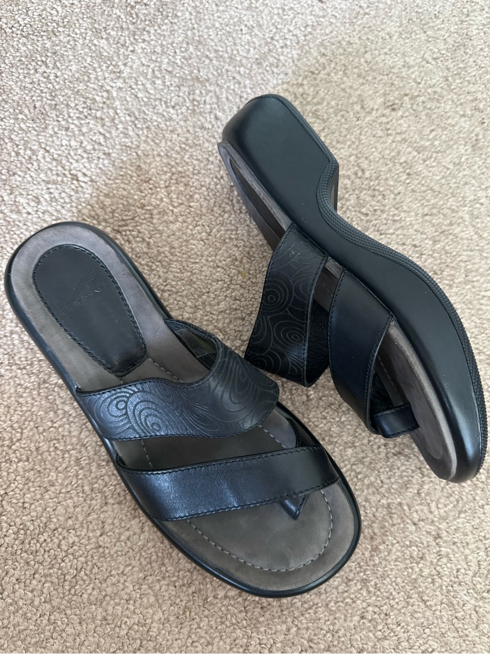 Dansko Leather Wedge Platform Sandals Toe Loop - Picture 2 of 12
